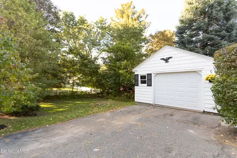 Exterior - 90 Euclid Ave, Pittsfield, MA 01201 photo 11 of 12