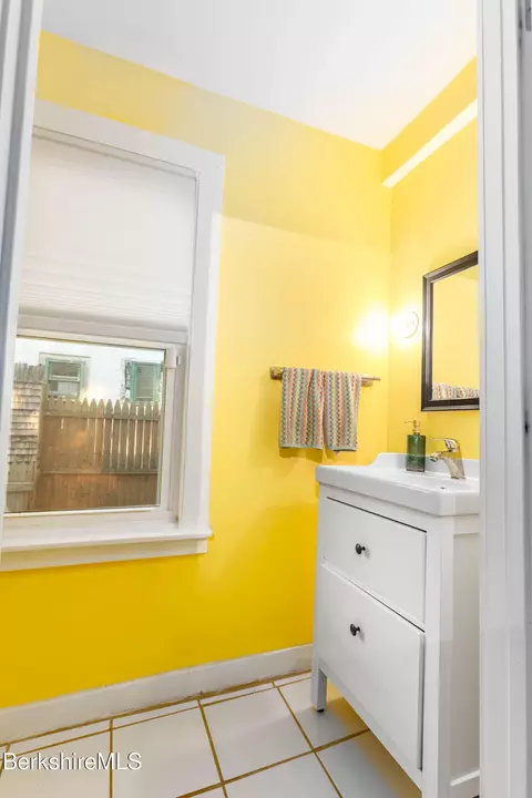 Bath - 35 Danforth Ave, Pittsfield, MA 01201 photo 1 of 2