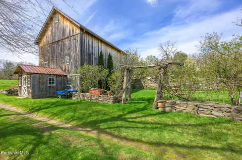 Exterior - 264 260 Main Rd, Tyringham, MA 01264 photo 26 of 49