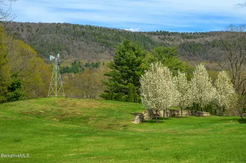 Exterior - 264 260 Main Rd, Tyringham, MA 01264 photo 4 of 49