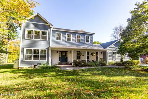 36 Mountain Pond Ln, New Ashford, MA 01237