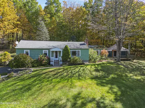 166 Whitman Rd, Hancock, MA 01237