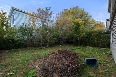 Exterior - 34 Pacific St, Pittsfield, MA 01201 photo 4 of 5
