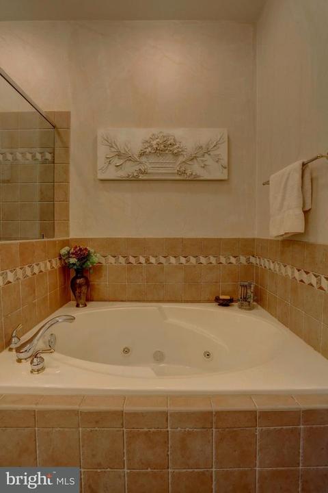 46 Farmview Ln, Lititz, PA 17543 photo 26