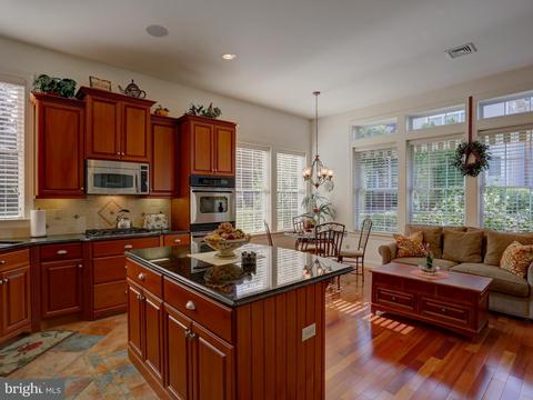46 Farmview Ln, Lititz, PA 17543 photo 9