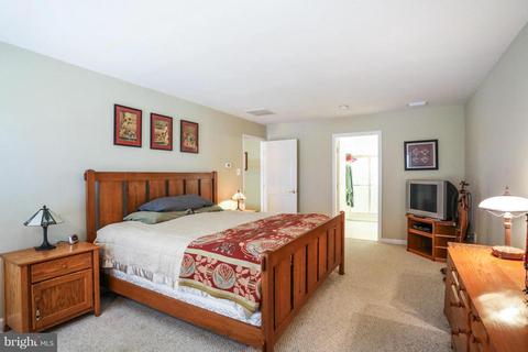 11333 Bishops Gate Ln, Laurel, MD 20723 photo 24