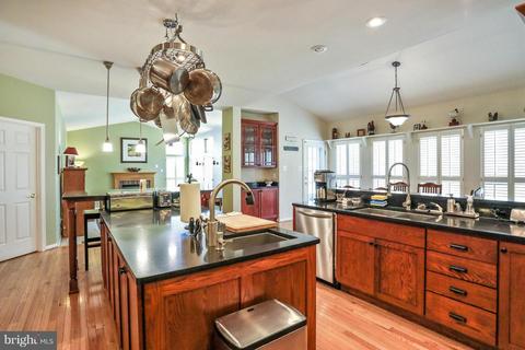 11333 Bishops Gate Ln, Laurel, MD 20723 photo 7