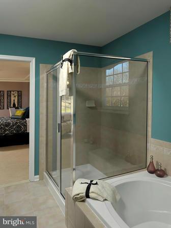 9124 River Hill Rd, Laurel, MD 20723 photo 3