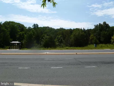3909 Old Bridge Rd, Woodbridge, VA 22192