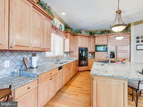 8299 Roxborough Loop, Gainesville, VA 20155 photo 11