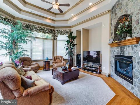 8299 Roxborough Loop, Gainesville, VA 20155 photo 14