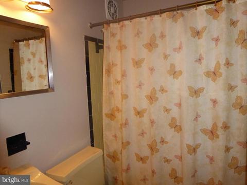 6714 Longridge Dr, Lanham, MD 20706 photo 12