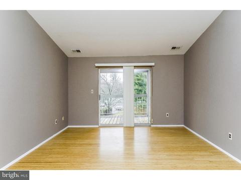 417 Silvia St, Ewing, NJ 08628 photo 10