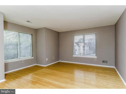 417 Silvia St, Ewing, NJ 08628 photo 11