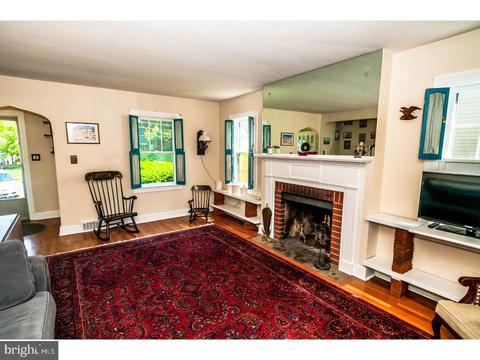 7 Monticello Ave, Ewing, NJ 08618 photo 4