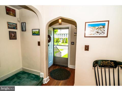 7 Monticello Ave, Ewing, NJ 08618 photo 3