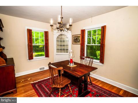 7 Monticello Ave, Ewing, NJ 08618 photo 8