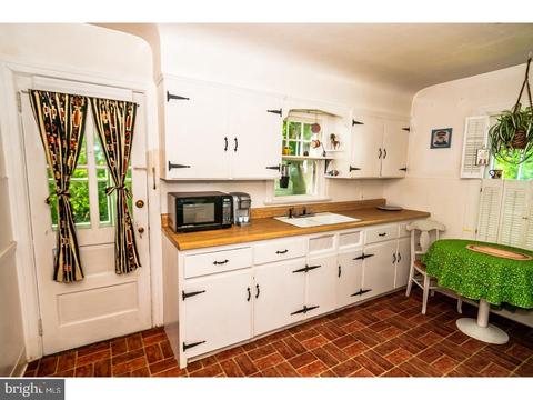7 Monticello Ave, Ewing, NJ 08618 photo 13