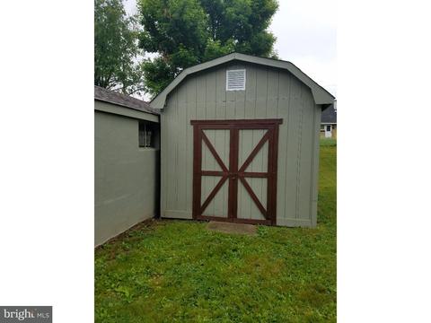 6 Durham Ave, Ewing, NJ 08618 photo 4