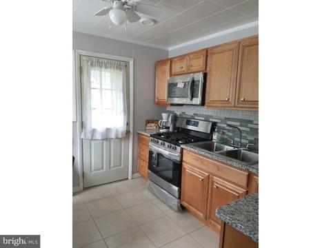 6 Durham Ave, Ewing, NJ 08618 photo 8