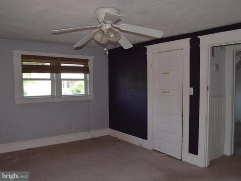 233 Mallow Hill Rd, Baltimore, MD 21229 photo 13