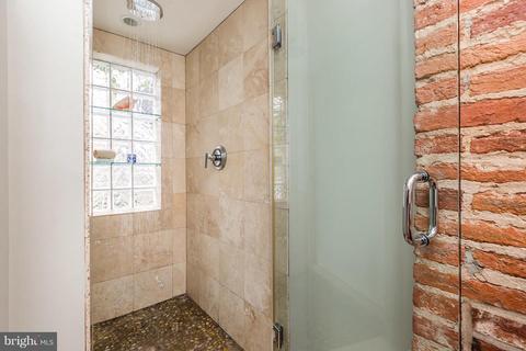 27 Henrietta St, Baltimore, MD 21230 photo 22