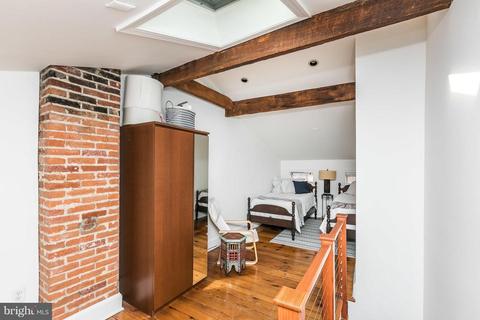 27 Henrietta St, Baltimore, MD 21230 photo 12