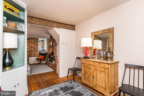 27 Henrietta St, Baltimore, MD 21230 photo 4
