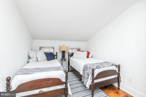 27 Henrietta St, Baltimore, MD 21230 photo 13