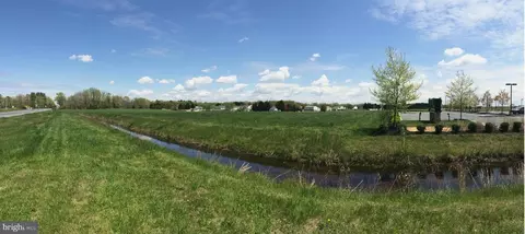 9043 Ocean Gtwy, Easton, MD 21601