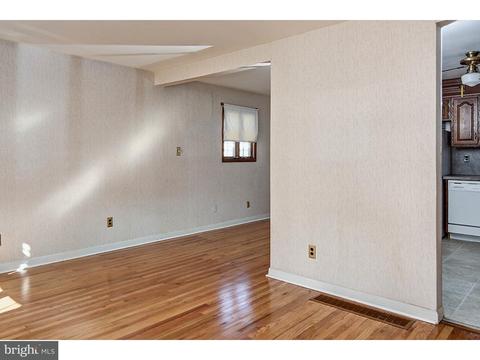 609 Spruce Ave, Pitman, NJ 08071 photo 6