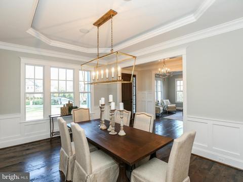 8401 Sparger St, Mclean, VA 22102 photo 5