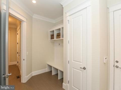 8401 Sparger St, Mclean, VA 22102 photo 12