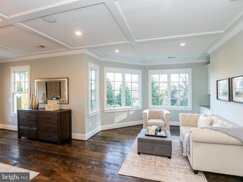 8401 Sparger St, Mclean, VA 22102 photo 17