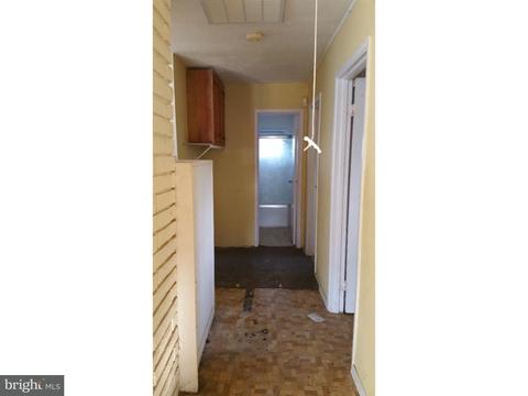 1008 Marrows Rd, Newark, DE 19713 photo 2