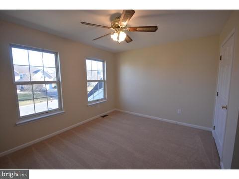 37 Emerald Ridge Dr, Bear, DE 19701 photo 19