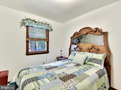 1726 Chesapeake Dr, Edgewater, MD 21037 photo 14