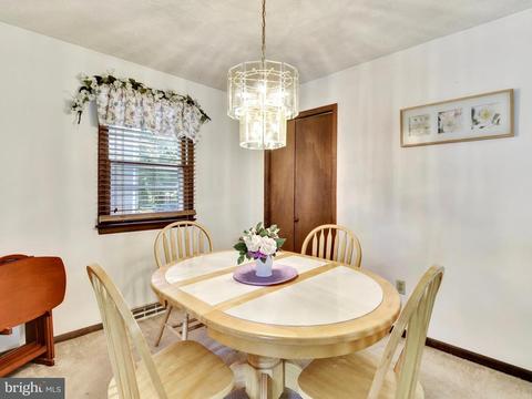 1726 Chesapeake Dr, Edgewater, MD 21037 photo 8