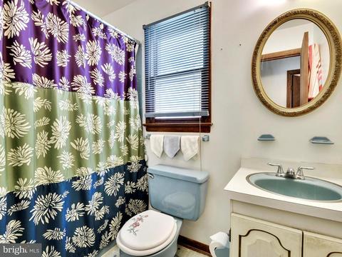 1726 Chesapeake Dr, Edgewater, MD 21037 photo 15