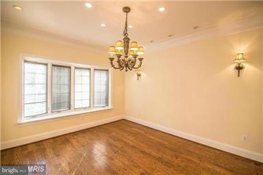 7403 Long Pine Dr, Springfield, VA 22151 photo 6