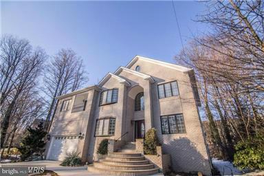 7403 Long Pine Dr, Springfield, VA 22151 photo 2