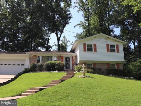 8121 Old Oaks Dr, Springfield, VA 22152 photo 1