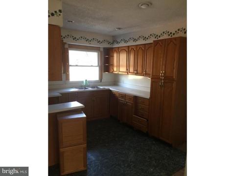 4 Cedar St, Beverly, NJ 08010 photo 9