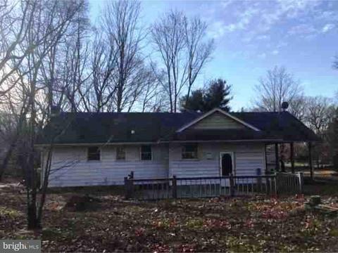 4 Cedar St, Beverly, NJ 08010 photo 3
