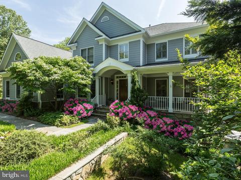 1213 Merchant Ln, Mclean, VA 22101 photo 1