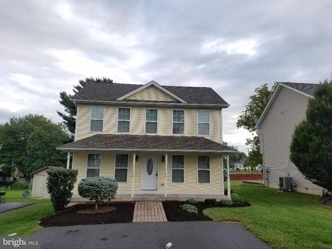 740 Interval Rd, Hagerstown, MD 21740 photo 2