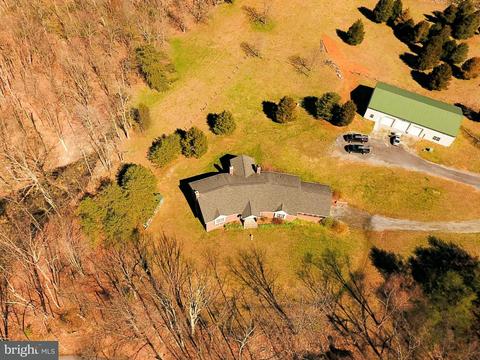 12536 Mummert Rd, Clear Spring, MD 21722 photo 1