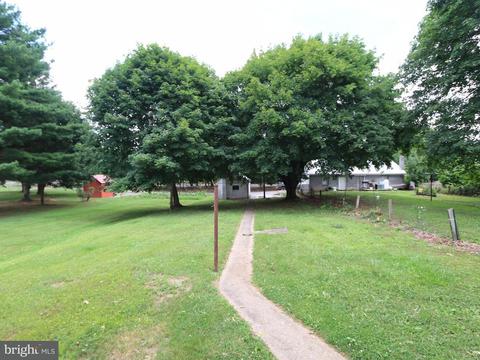 69 Water St, Smithsburg, MD 21783 photo 18
