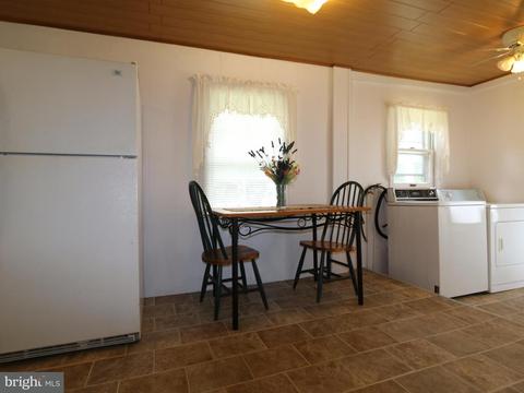 69 Water St, Smithsburg, MD 21783 photo 5