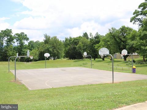 69 Water St, Smithsburg, MD 21783 photo 24